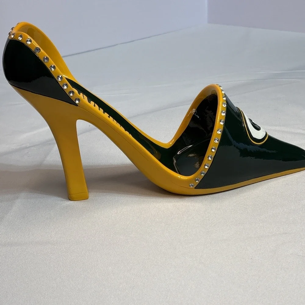 Green Bay Packers Wine Bottle Holder High Heel Shoe NFL Decor Evergreen Enterpri